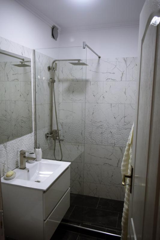 Апартаменти Apartament Thea Фегераш Екстер'єр фото